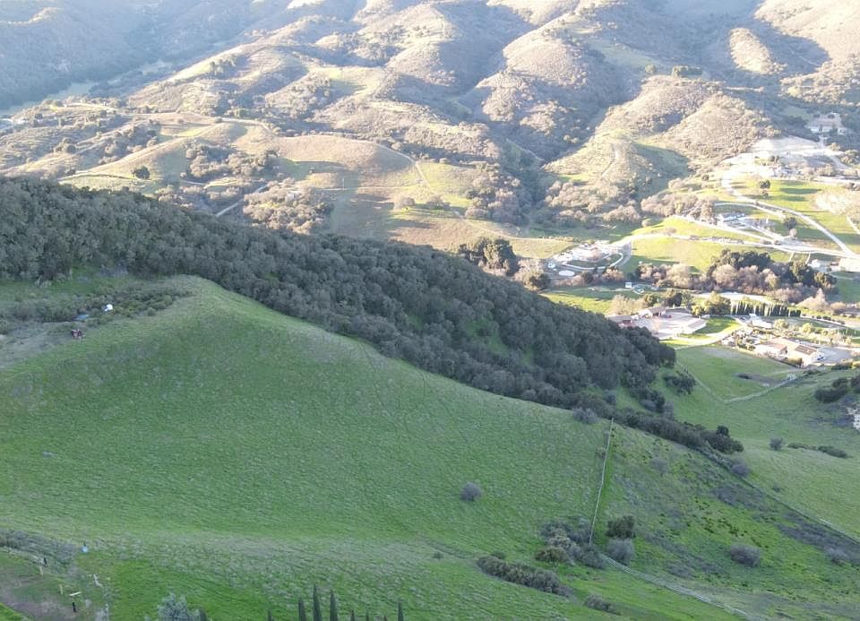 1st image of 44766 Sun Valley Dr