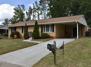 318 Fulton St, Kings Mountain, NC 28086