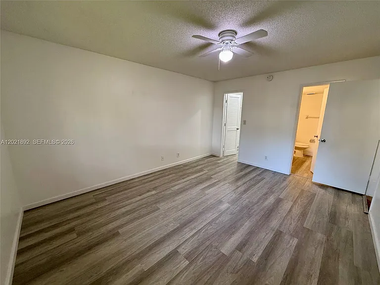 110 Gardens Dr #203 — Photo 13