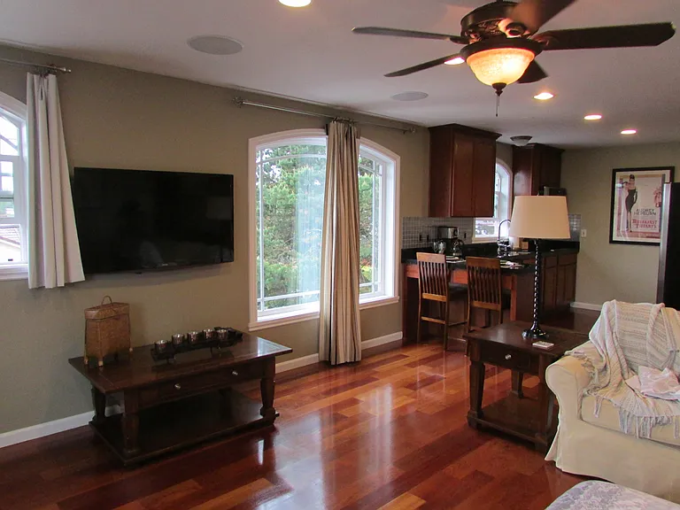 21029 NE Interlachen Ln #1 — Photo 3