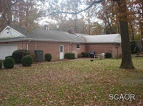 2nd image of 22290 Dixie Ln