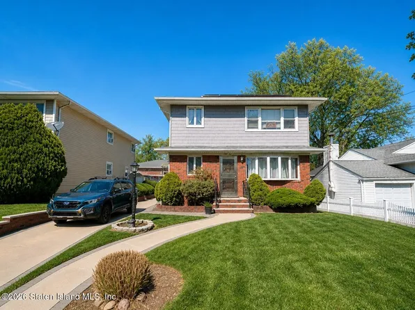 45 Champlain Ave, Staten Island, NY 10306