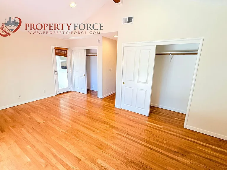 1623 Howard Ave — Photo 34
