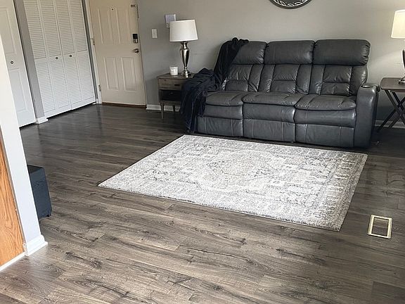 4th image of 229 Brett Cir Unit B