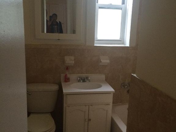 3rd image of 565 Bergen Ave APT 55A