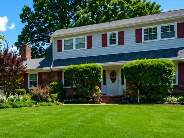 840 Moyer Rd, Newport News, VA 23608