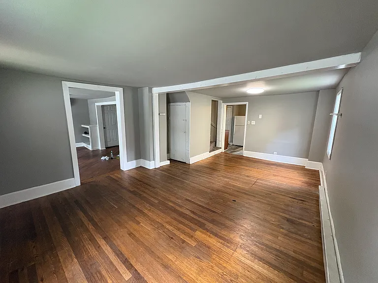 132 Main St — Photo 5