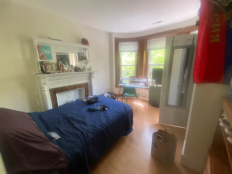 127 Cedar St #13 — Photo 4