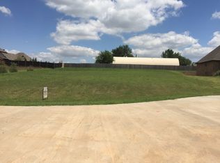 3420 Sarah Dr, Newcastle, OK 73065