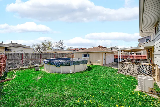 7305 W 75th St — Photo 22