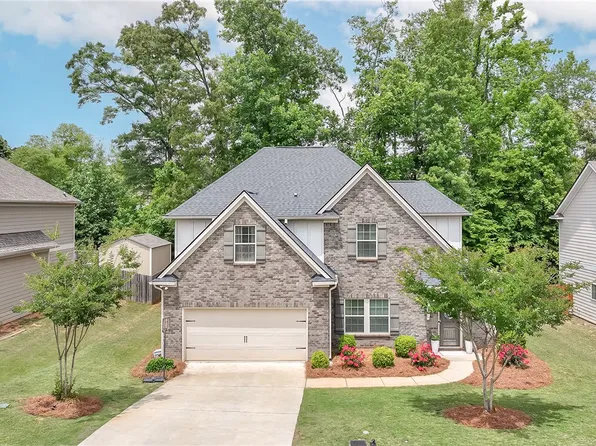 1608 Lilah Ct, Auburn, AL 36830