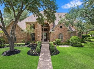 1610 Windsor Park Dr, Houston, TX 77094