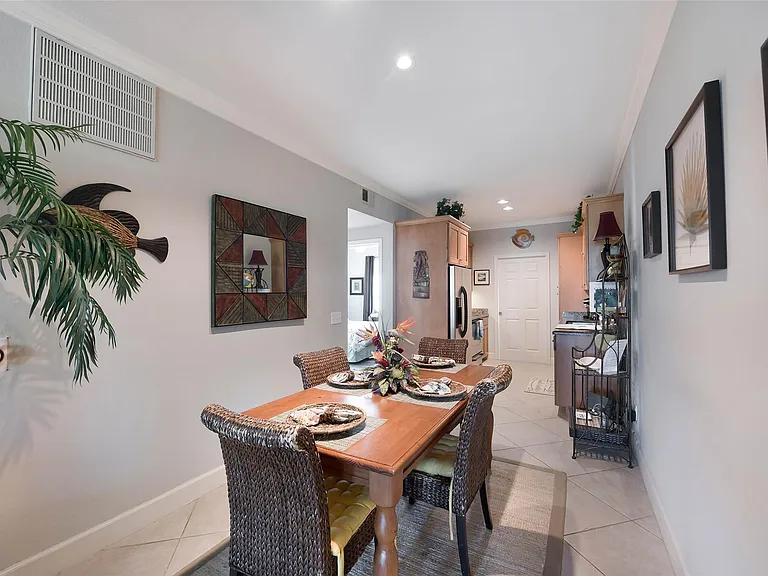 7000 Seawall Blvd #524 — Photo 11