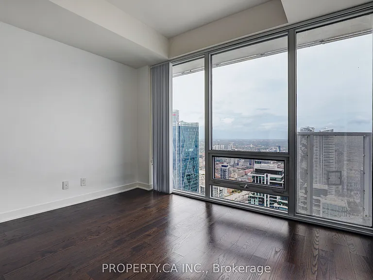 88 Harbour St #6706 — Photo 20