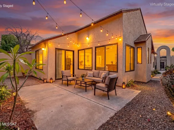 8888 N Joanna Dr, Tucson, AZ 85742