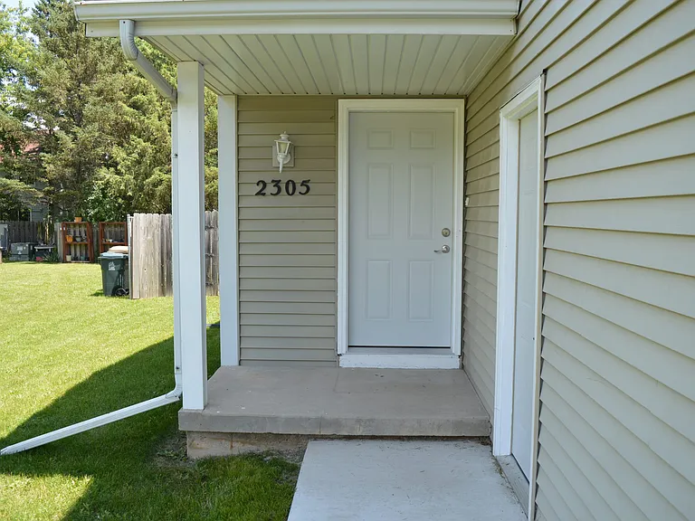 2305 McKenna Blvd — Photo 19