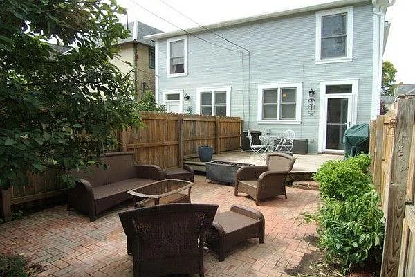 972 Delaware Ave — Photo 3