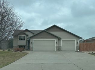 29449 125th St NW, Princeton, MN 55371