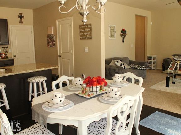 5th image of 2935 Frederica Ct