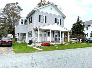 8 Gregory Rd, Johnson, NY 10933