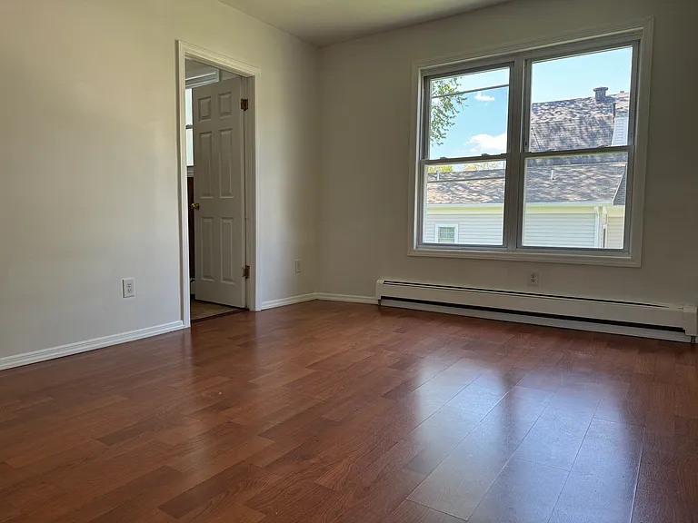 Bedroom 1 (Primary)