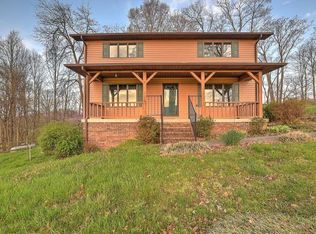 270 Slagle Rd, Elizabethton, TN 37643