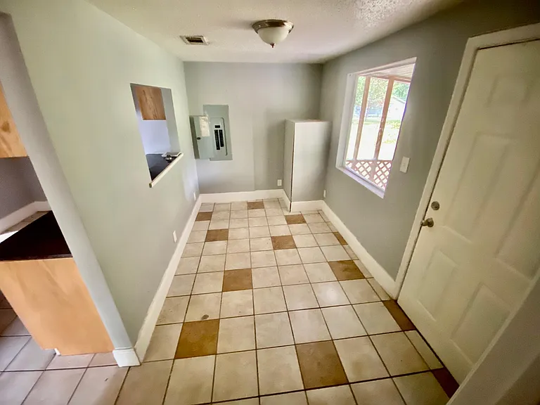 1116 Shady Rest Rd — Photo 15