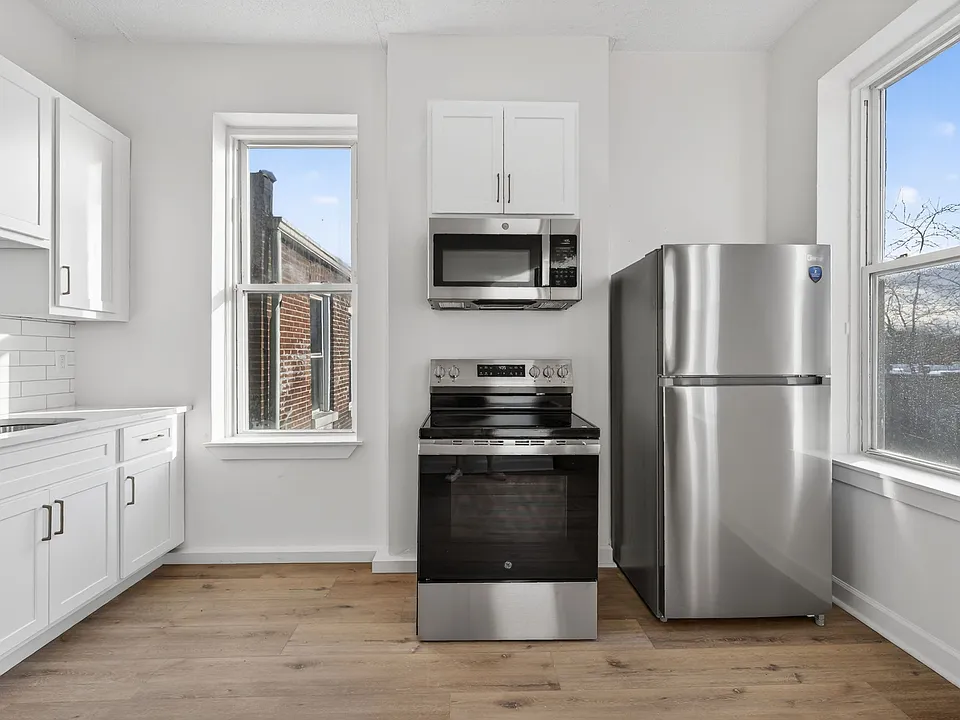 3929-3931 S Compton Ave #3931-2F