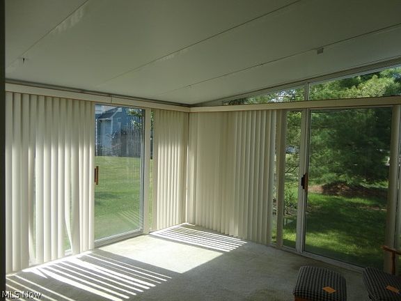 4th image of 14296 Thatchers Ln #65