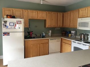 48 North St APT 5, Ware, MA 01082