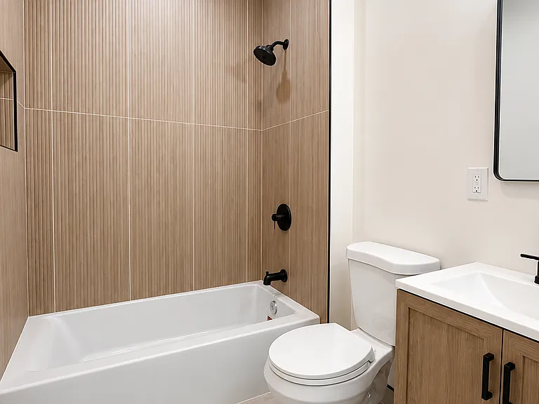 34 Feiner Pl #2R — Photo 28