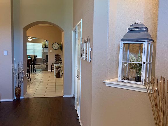 5th image of 4833 Grinstein Dr