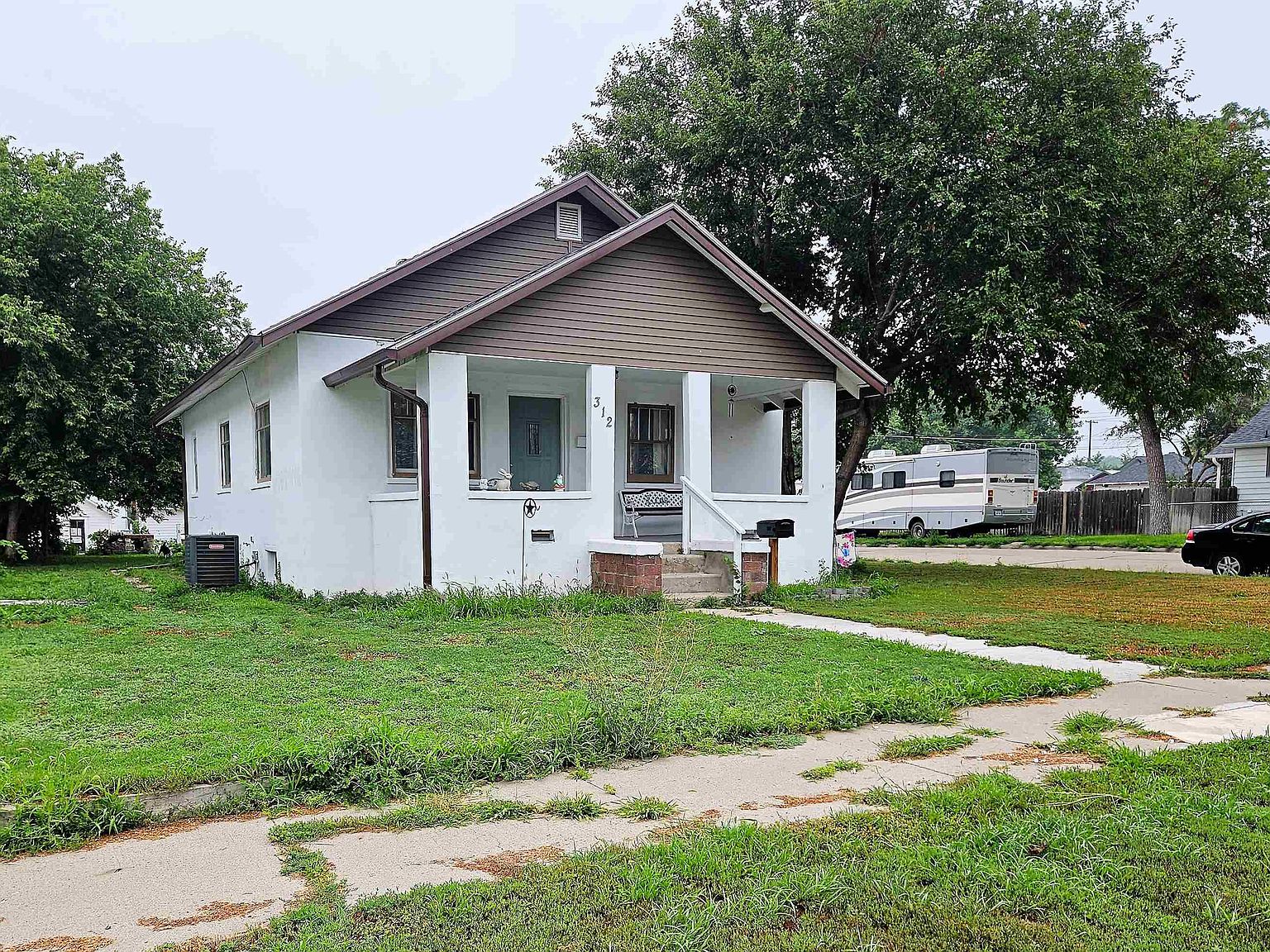 312 E 5th St, Mccook, NE 69001 MLS 32884 Zillow