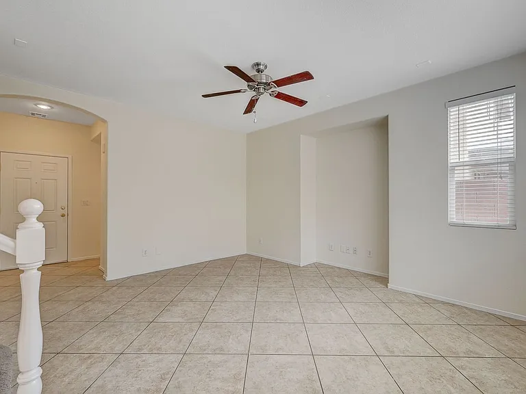 10299 Caverns Mouth Dr — Photo 7
