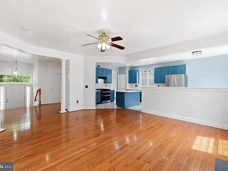 2917 Markhams Grant Dr — Photo 24