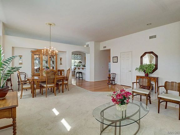 5th image of 941 Paseo La Cresta