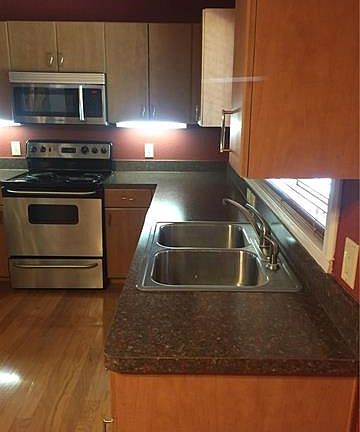 4th image of 711 N Beckley Ave #103