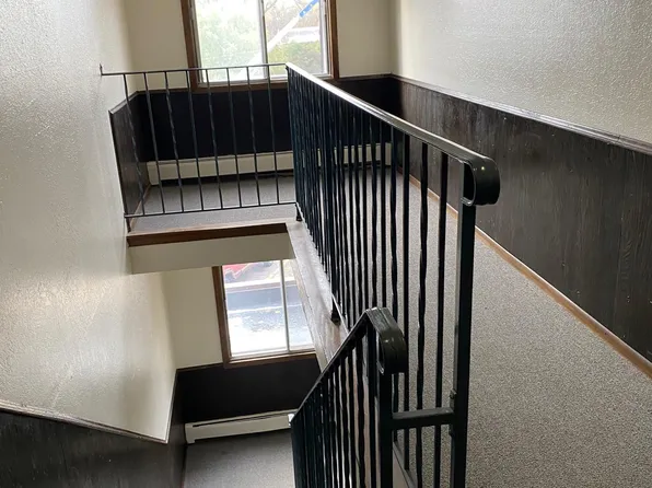 Amberwood Apartments