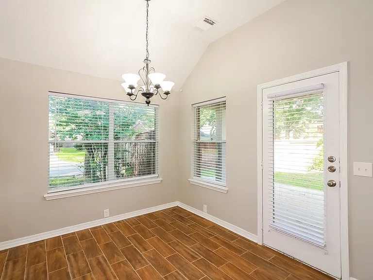 3103 Bronco Bluff Ct — Photo 7