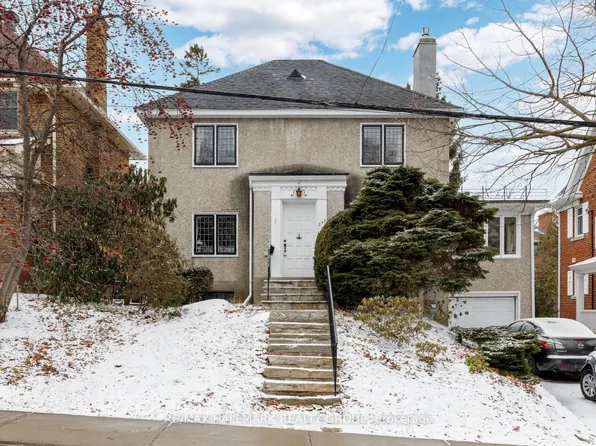 248 Old Irving Pl, Ottawa, ON K1Y 2A1