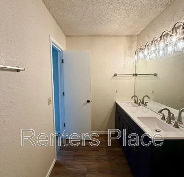 8215 N 117th East Ave — Photo 13