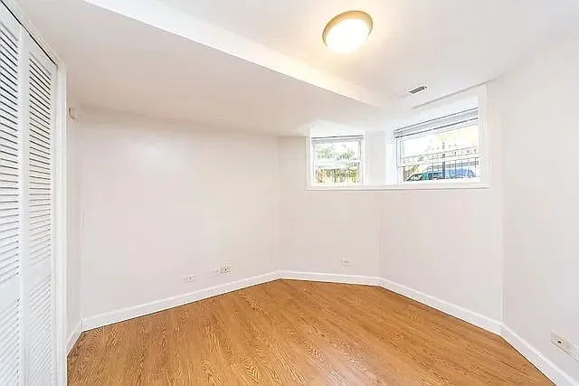 2723 N Hamlin Ave #G — Photo 7