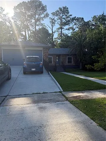 504 9th St Photo 1