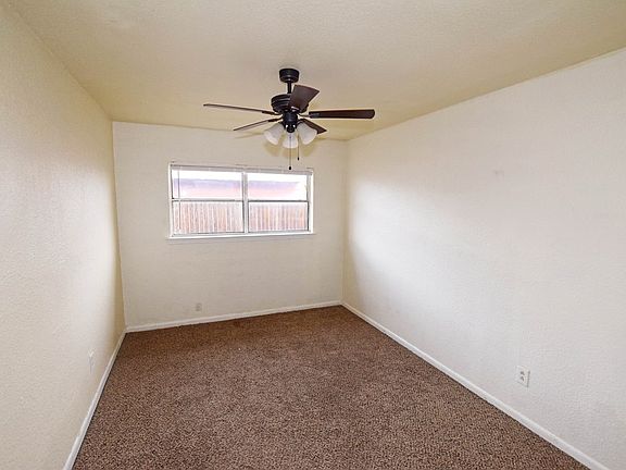 5th image of 102 W Shandon Ave