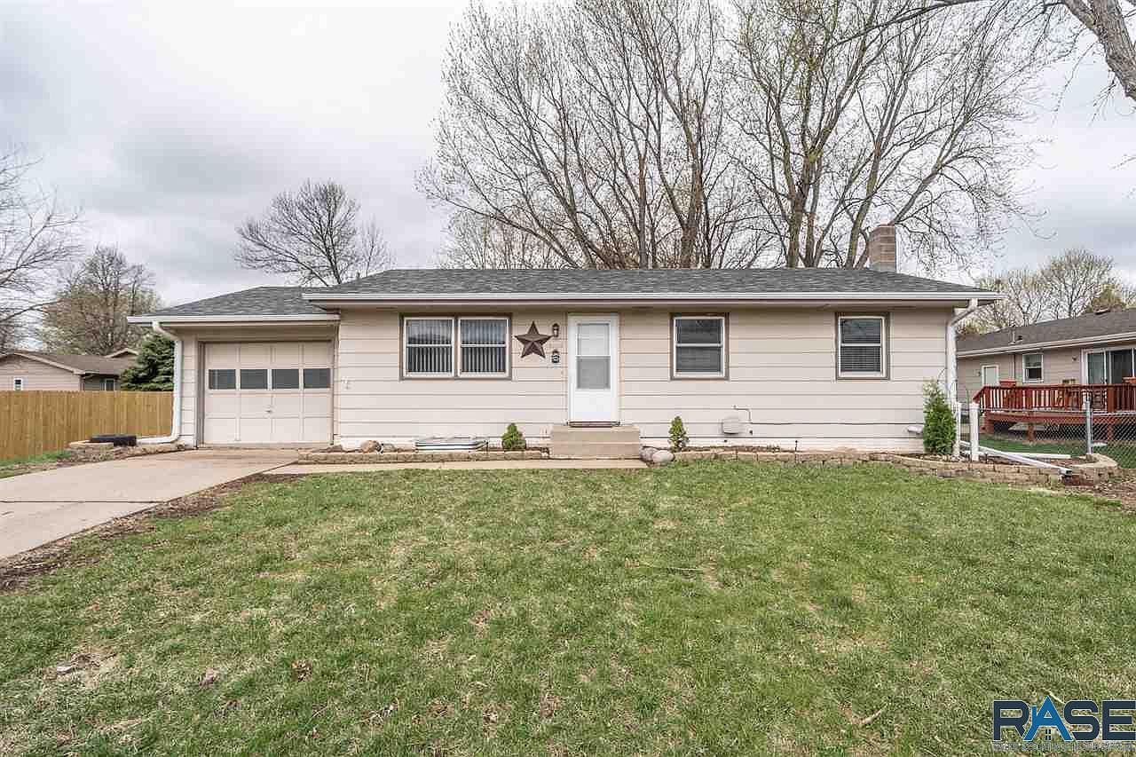 3005 S Mayfair Dr, Sioux Falls, SD 57106 Zillow