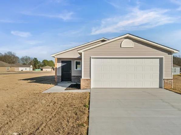 104 Jasmine Ct, Beebe, AR 72012