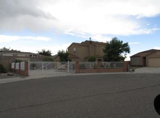 305 Lindsay Pl SW, Albuquerque, NM 87121