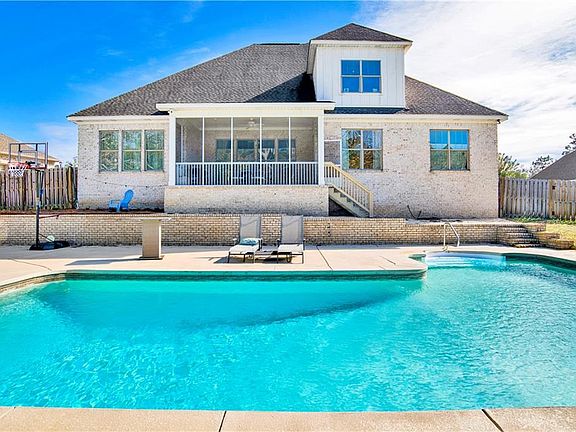 2nd image of 8283 Privet Dr