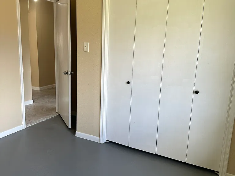 21711 Meadowhill Dr — Photo 22