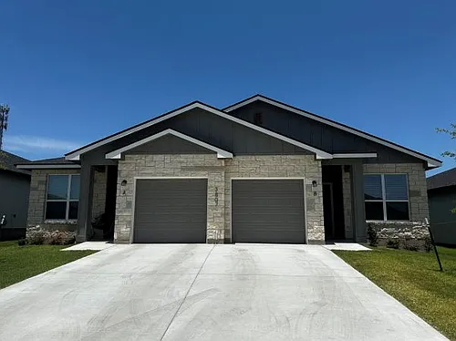 3807 Sugar Hackberry Trl #B Photo 1